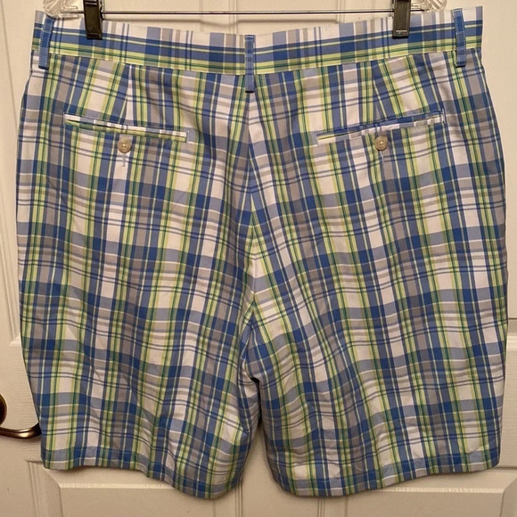 Mens Pro Tour golf shorts size 38.  EUC - Picture 2 of 3